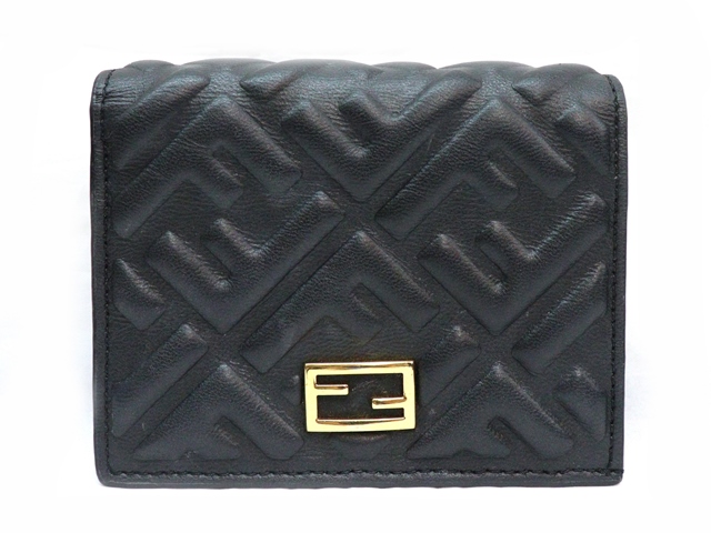 FENDI フェンディ バゲット 二つ折り財布 ブラック ラムスキン 8M0420 