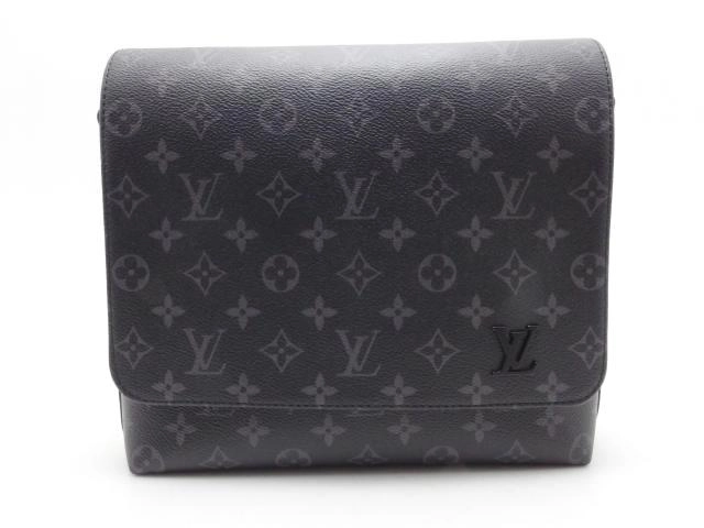 LOUIS VUITTON ディストリクトＰＭＮＶ２ モノグラム・エクリプス