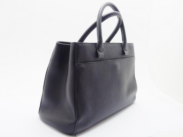CHANEL シャネル トートバッグ ネオエグゼクティブトート