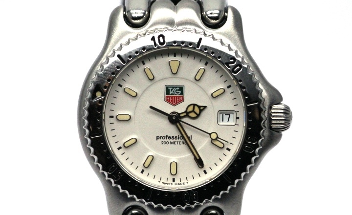 ホイヤー‼️プロフェッショナルクォーツスポーツエレガンスWG1212-K0