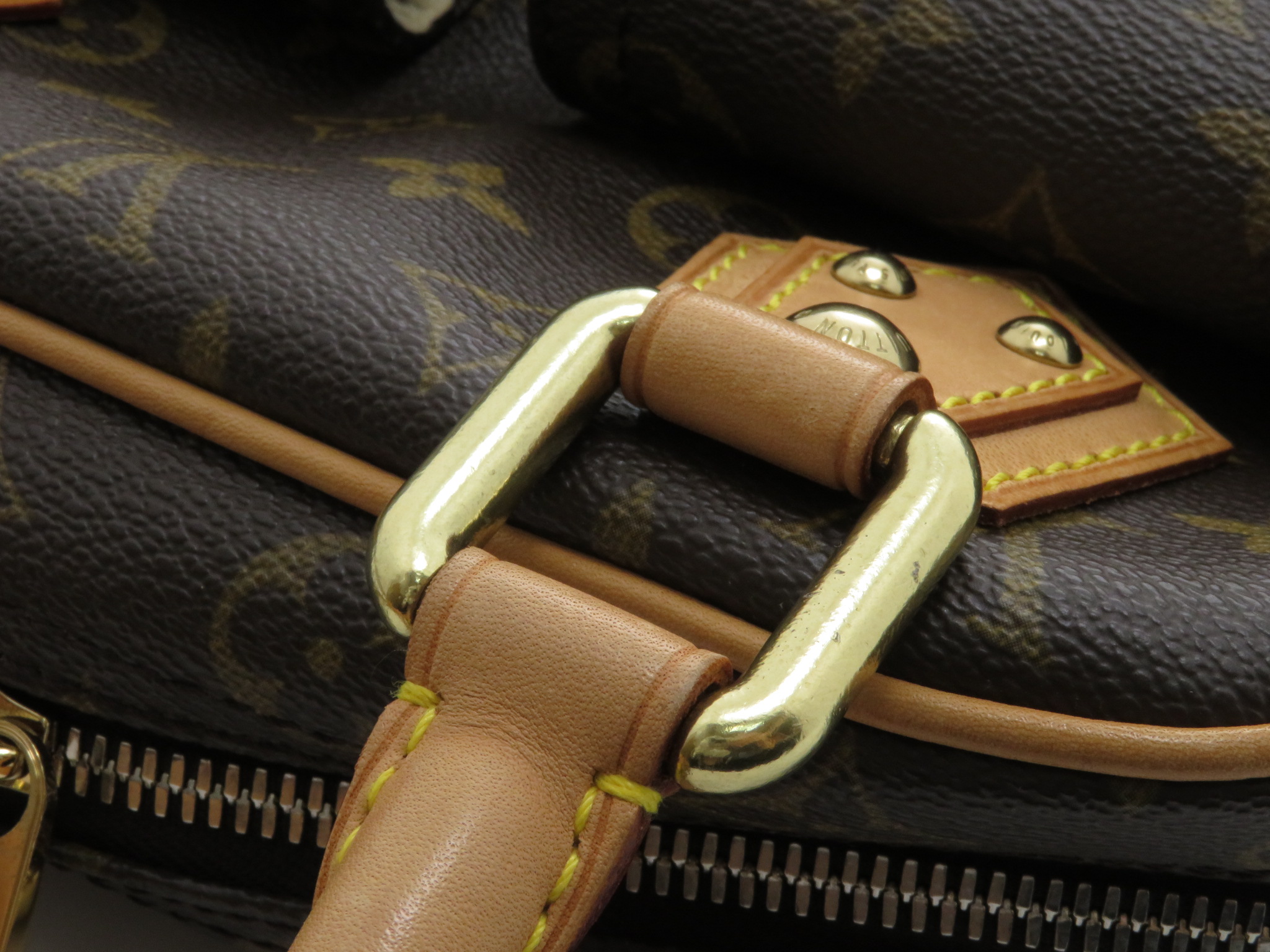 LOUIS VUITTON ルイ・ヴィトン マンハッタンPM モノグラム M40026