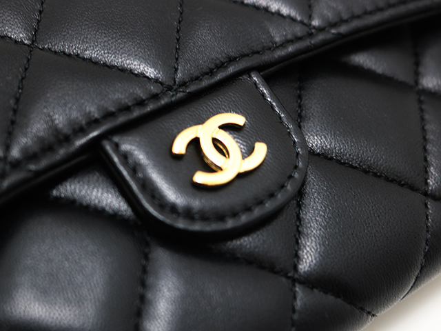 CHANEL シャネル マトラッセ 二つ折り 長財布 ラムスキン ブラック CHANEL ｼｬﾈﾙ ﾏﾄﾗｯｾ 二つ折り長財布 ﾌﾞﾗｯｸ/GP ﾗﾑｽｷﾝ 29******番台 2019