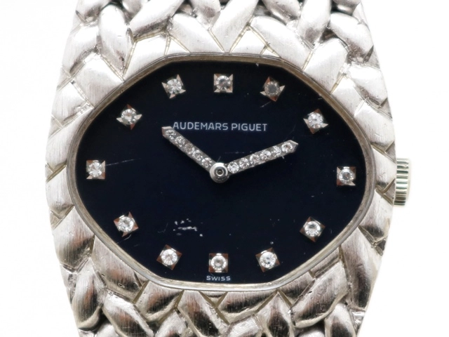 AUDEMARS PIGUET　オーデマピゲ　コブラ　本体のみ　レディース腕時計　手巻き時計　ブラック文字盤　ダイヤモンド装飾針　12ポイントダイヤモンドインデックス　ホワイトゴールド 【433】