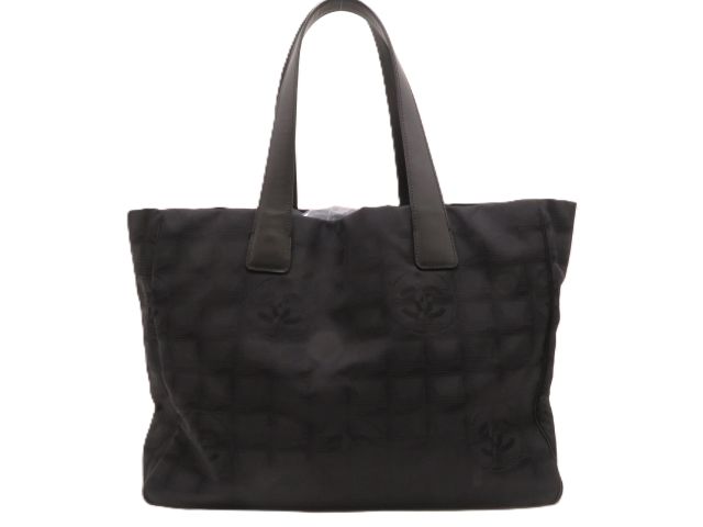 CHANEL シャネル ニュートラベルライントートMM ブラック／GP