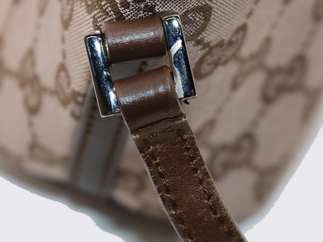GUCCI ｸﾞｯﾁ GGﾐﾆﾊﾝﾄﾞﾊﾞｯｸﾞ ｱｸｾｻﾘｰﾎﾟｰﾁ ﾋﾟﾝｸ/ﾌﾞﾗｳﾝ ｷｬﾝﾊﾞｽ/ｶｰﾌ
