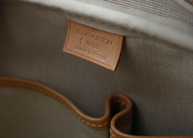 LOUIS VUITTON ルイヴィトン ドーヴィル モノグラム M47270 参考定価