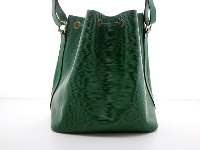 （N.R）Louis Vuitton グリーン ノエ　エピ 中古・古着通販】LOUIS VUITTON (ルイ ヴィトン) エピノエ