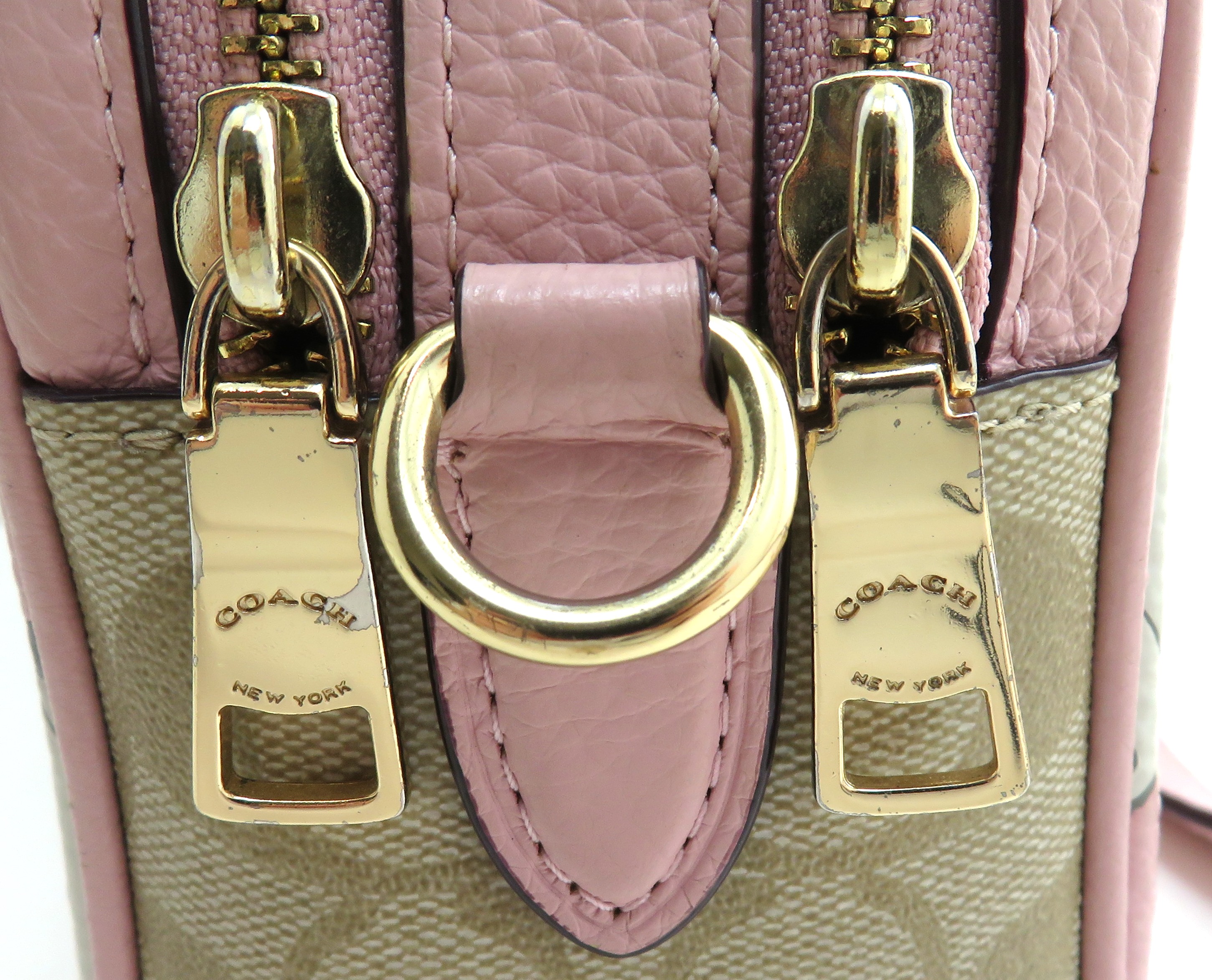 人気♡限定品♡ディズニーコラボ♡美品♡COACH コーチ レザー ボディバッグ 公式】COACH – コーチ | 【DISNEY x COACH】リーグ ベルト