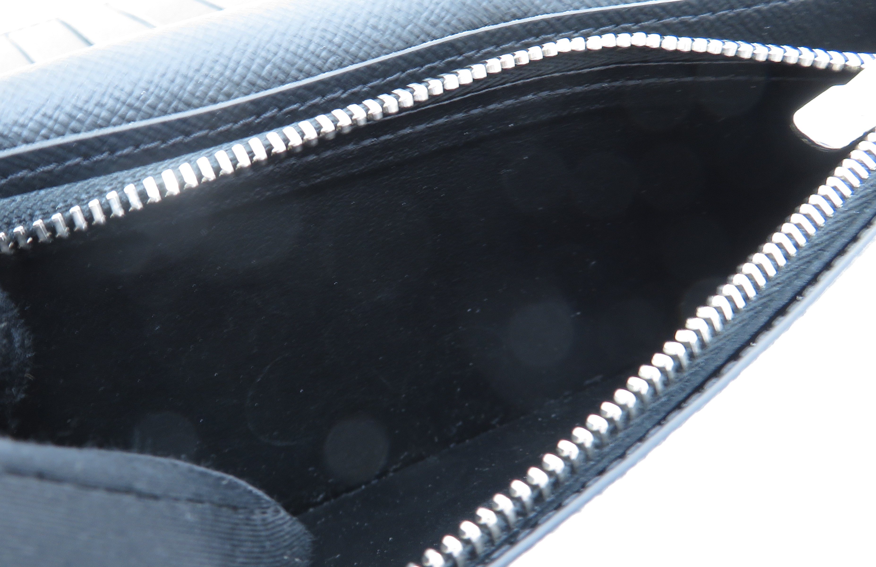 LOUIS VUITTON ルイヴィトン ポルトフォイユ・ブラザ M60622