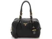 PRADA プラダ バッグ ハンドバッグ ヴィッテロダイノハンドバッグ ブラック レザー B3091M【205】 の購入なら「質」の大黒屋（公式）