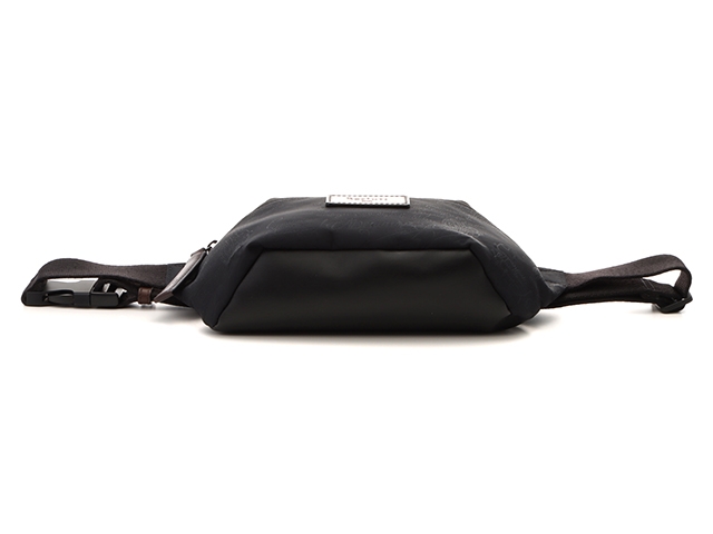 Berluti（ベルルッティ） ボディバッグ カリグラフィ ブラック