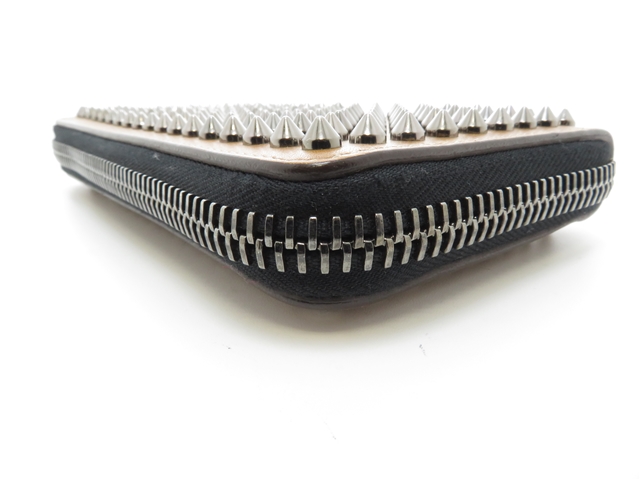 Christian Louboutin クリスチャン・ルブタン 長財布 スタッズ