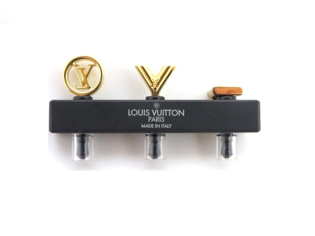 LOUIS VUITTON ルイ・ヴィトン 小物 イヤホンジャック ゴールド
