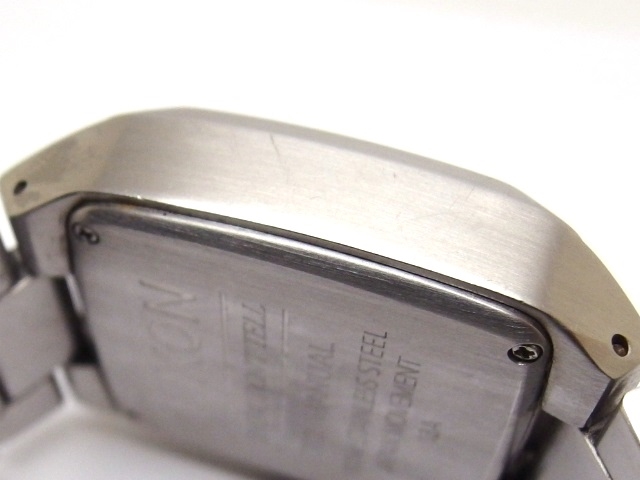 NIXON ニクソン クオーツ マニュアル SS ホワイト 【432】 の