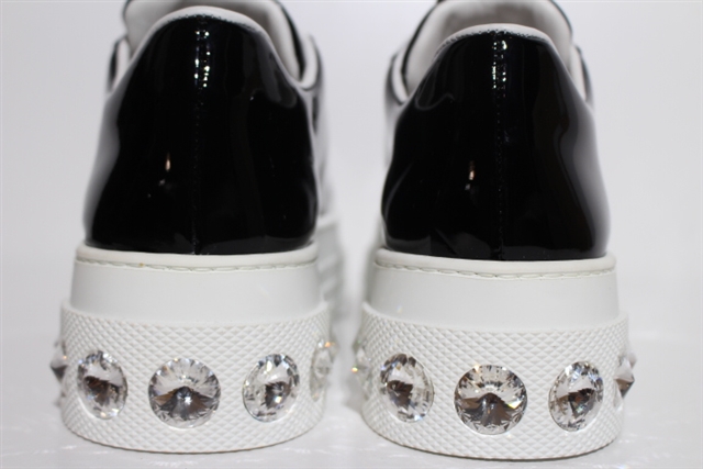 miu miu ミュウミュウ スニーカー レディース 35 ブラック miu miu ミュウミュウ スニーカー レディース 35 ブラック