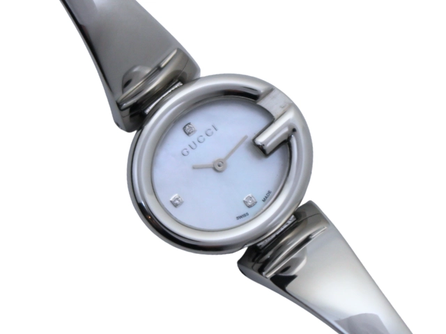 GUCCI グッチ 腕時計 134.5 シェル 3ポイントダイヤ SS クォーツ レディース 2148103920707 【200】