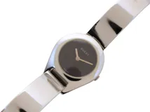 GUCCI グッチ 腕時計 6700L ブラック SS クォーツ レディース