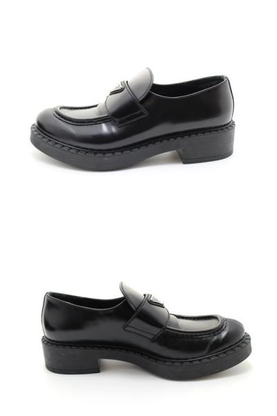 PRADA プラダ 靴 チョコレート ローファー メンズ41(約26cm) ブラック ブラッシュドレザー 1D246M (2148103763045) 【200】