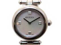 最終値下げGUCCI 腕時計 DIAMANTISSIMA ホワイト ディアマンティッシマ ウォッチ、32mmブラックレザー | GUCCI公式