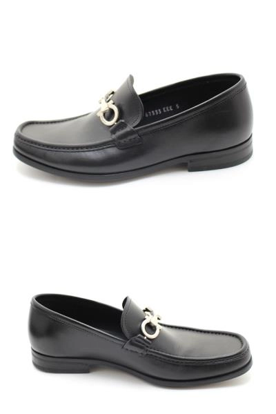 Salvatore Ferragamo フェラガモ 靴 ガンチーニモカシン メンズ5(約23.5~24cm) ブラック カーフ 0686084 参考定価:¥121,000- (2143300222944) 【200】