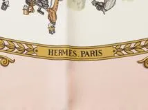 HERMES エルメス スカーフ カレ90 LA PROMENADE DE LONGCHAMPS ロンシャンへの散歩 ピンク シルク【473】