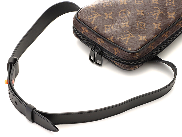 LOUIS VUITTON ルイ・ヴィトン ユティリティ・サイドバッグ M44428