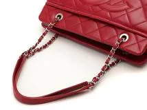 CHANEL　シャネル　マトラッセココマーク　ショルダートート　レッド/シルバー金具　ソフトキャビア　【430】2120000247071