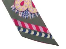 HERMES エルメス スカーフ ツイリー Epaulettes de Gala ガラ・エポレット ピンク マルチカラー シルク【473】