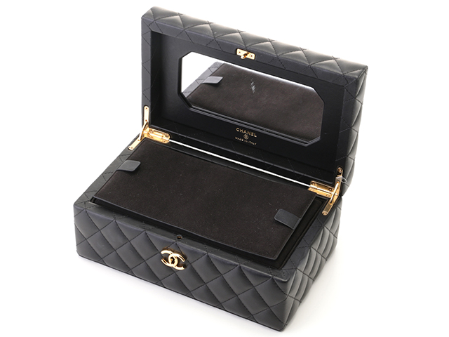CHANEL シャネル ジュエリーボックス マトラッセ ブラック・GP