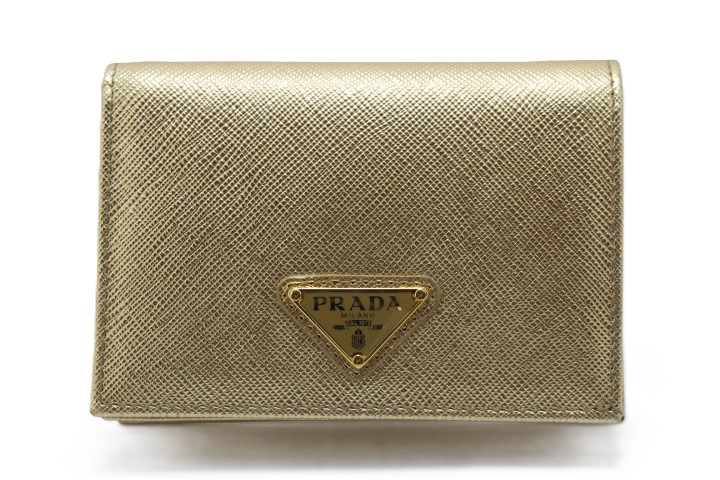 PRADA プラダ 二つ折財布 ゴールド サフィアーノ 【460】2120000289156 の購入なら「質」の大黒屋（公式）