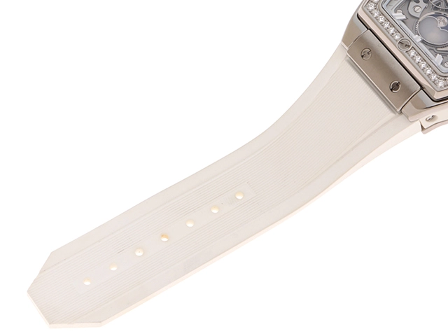 HUBLOT ウブロ 腕時計 2019年正規品 スピリット オブ ビッグ・バン ムーンフェイズ 647.NE.2070.RW.1204 チタニウム/ラバー/ダイヤモンドベゼル スケルトン文字盤 自動巻き【472】SJ