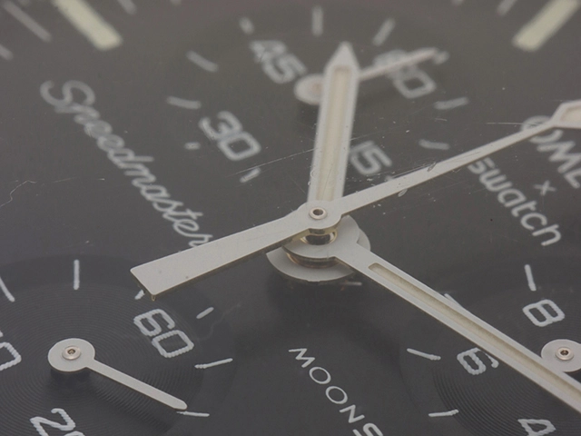 SWATCH スウォッチ 腕時計 OMEGA×SWATCH  MISSION TO THE MOON S033M100 ブラック文字盤 バイオセラミック/ナイロン クォーツ【472】SJ