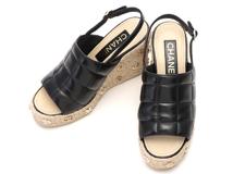 CHANEL　シャネル　チョコバーアイコンスタッズウェッジソールサンダル　レディース35　ブラック/ゴールド　レザー　G45629　2120000309328　【432】