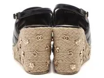 CHANEL　シャネル　チョコバーアイコンスタッズウェッジソールサンダル　レディース35　ブラック/ゴールド　レザー　G45629　2120000309328　【432】