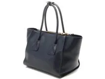 おらふ　PRADA ネイビー レザー ハンドバッグ 2wayショルダー付き おらふ様専用 PRADA ネイビー レザー ハンドバッグ 2way