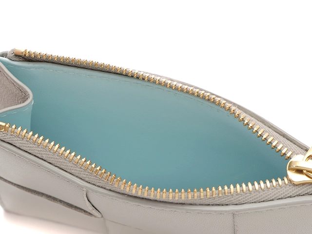 BOTTEGA VENETA ボッテガ・ヴェネタ カセット フラグメントケース グレー/ライトブルー レザー 765460【430】2120000320507