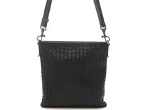 BOTTEGA VENETA　ボッテガ・ヴェネタ　イントレチャート　ショルダーバッグ　ブラック　レザー 【471】　Y