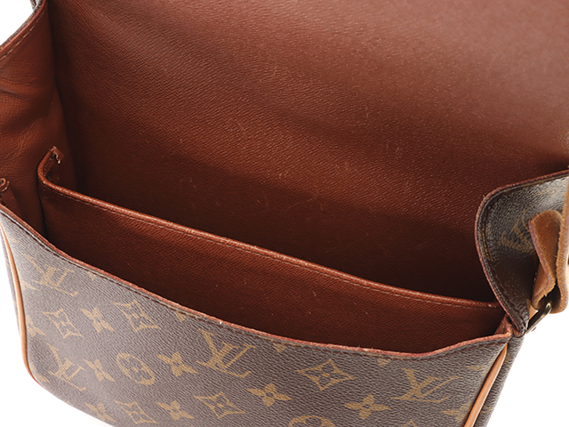 LOUIS VUITTON ルイ・ヴィトン ショルダーバッグ カルトシエール22 