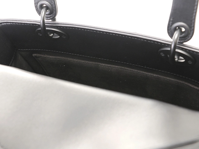 DIOR　ディオール　3Dフラワー　レディディオール　ミディアム　ハンドバッグ ブラック レザー　433