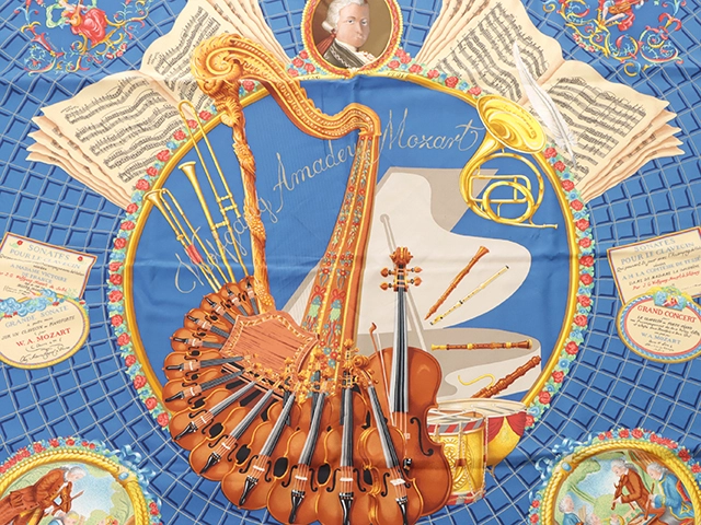 Hermès　エルメス　スカーフ　カレ90　Wolfgang Amadeus Mozart　ブルー／マルチカラー　【471】L