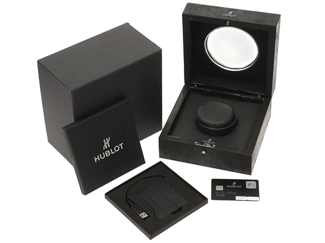 HUBLOT　ウブロ　2012並行　301.C1.1770.C1　エボリューション　セラミック　ブラック　チタン　全体ブラック　自動巻き　メンズ　腕時計（2120500229218）【200】C