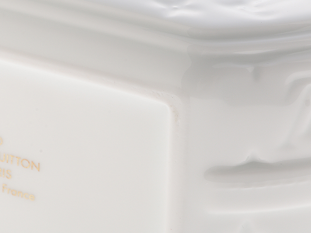 新作　未使用　LOUIS VUITTON / ヴェース・ポーセリン　花瓶 新作未使用LOUIS VUITTON / ヴェース・ポーセリン花瓶