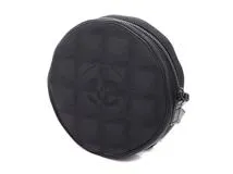 CHANEL シャネル ニュートラベルライン ラウンドポーチ ブラック