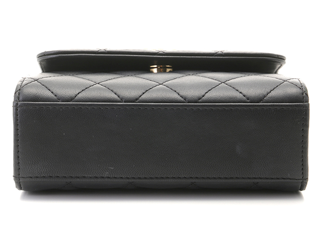 CHANEL シャネル パールハンドル マトラッセ2WAYチェーンショルダー