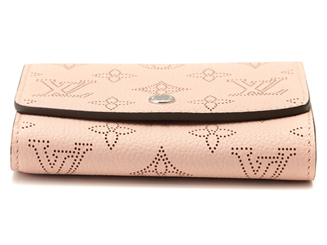 LOUIS VUITTON　ルイヴィトン マヒナ  M62541　ポルトフォイユ・イリスコンパクト  マグノリア　二つ折り財布　433