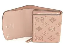 LOUIS VUITTON　ルイヴィトン マヒナ  M62541　ポルトフォイユ・イリスコンパクト  マグノリア　二つ折り財布　433
