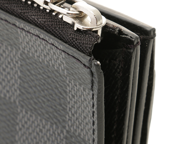 LOUIS VUITTON ルイ・ヴィトン ミュルティ・ポルトカルト ダミエ・グラ