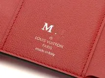 Louis Vuitton　ルイヴィトン　ポルトフォイユ・ヴィクトリーヌ　モノグラム　ルージュ　M68842　　【472】YN