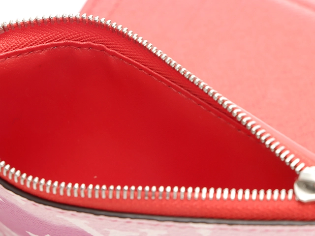 Louis Vuitton　ルイヴィトン　ポルトフォイユ・ヴィクトリーヌ　モノグラム　ルージュ　M68842　　【472】YN