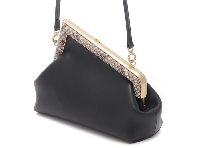 Fendi　フェンディ　ショルダーバッグ　ファースト　スモール　ブラック　ナッパレザー／パイソン　ゴールド金具　【431】L